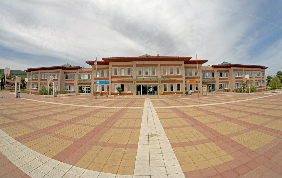 Avusturya Liseliler Vakfı Özel Alev Okulları Lise Binası 